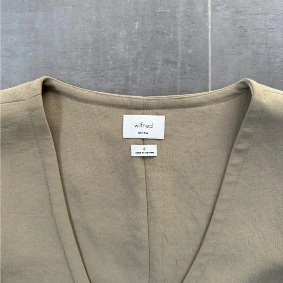 Aritzia Wilfred Attire Sun-dried Olive Vest - Picture 7 of 7